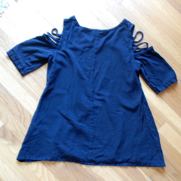 Oh My Gauze Blouse Black Cotton Lagenlook Cutout Cold Shoulder Top - Picture 4 of 4